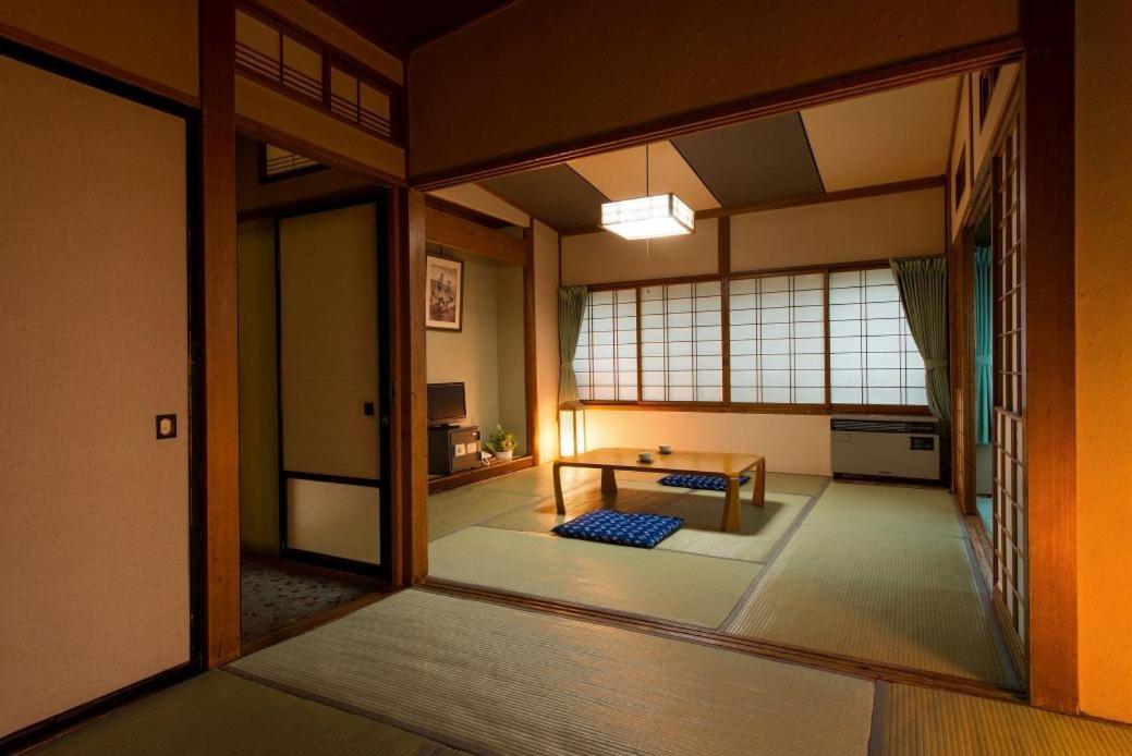 Yoshidaya Hotel Yamagata  Buitenkant foto