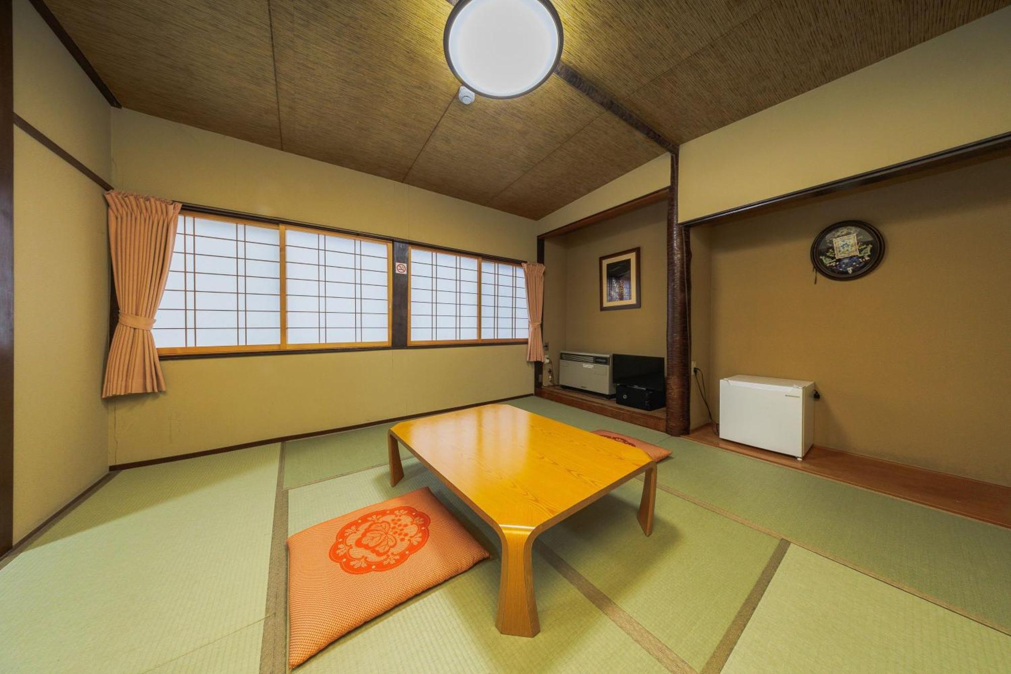 Yoshidaya Hotel Yamagata  Buitenkant foto